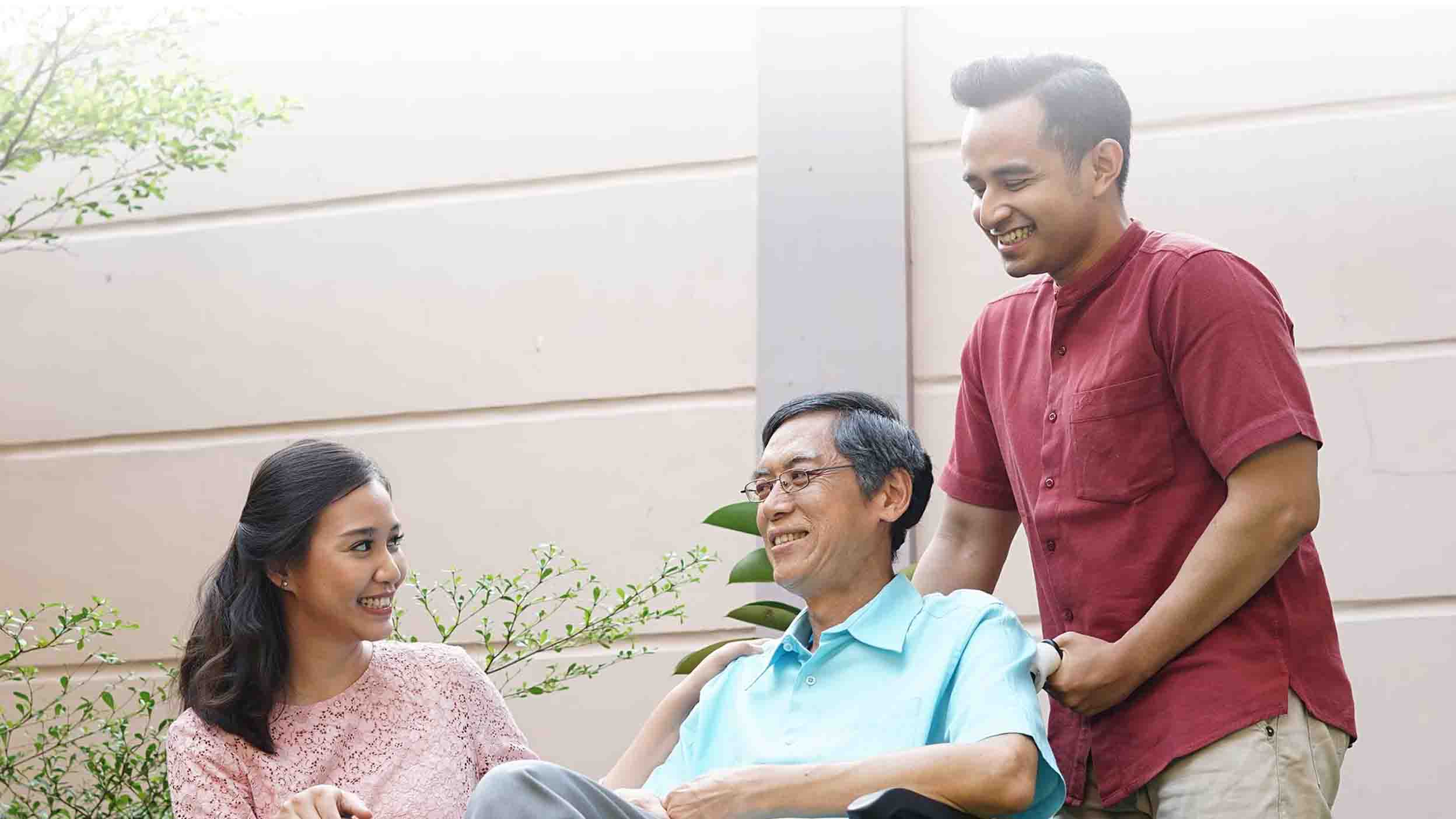 06 Halhal yang Perlu Diperhatikan Ketika Merawat Orang Tua yang Sakit